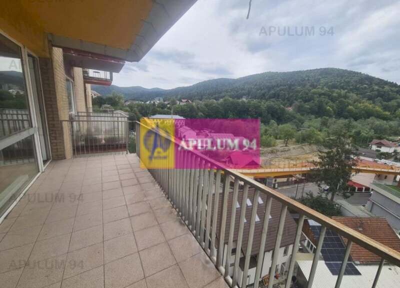 Apartament cu 3 camere de vanzare in Sinaia - Zona Belle View